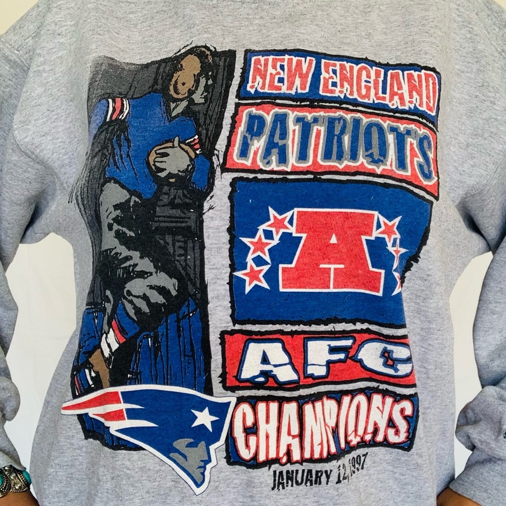 Vintage 90's New England Patriots 1997 Sweatshirt